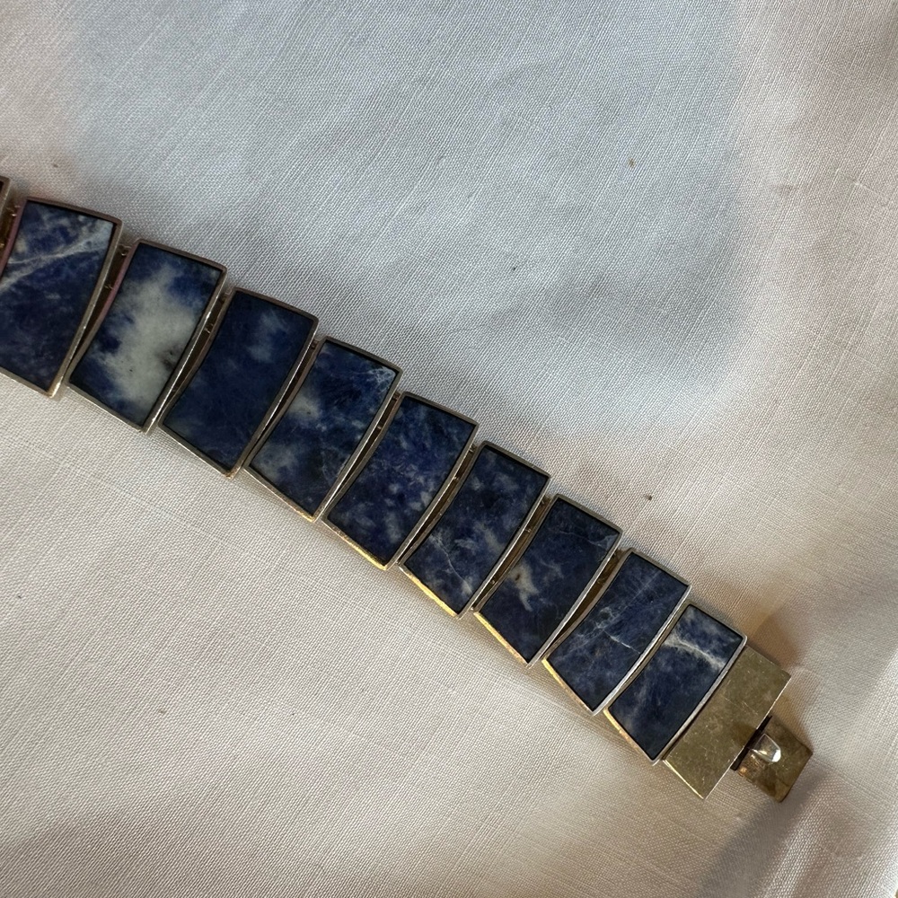 Sleek Lapis silver bracelet - Picture 3 of 3